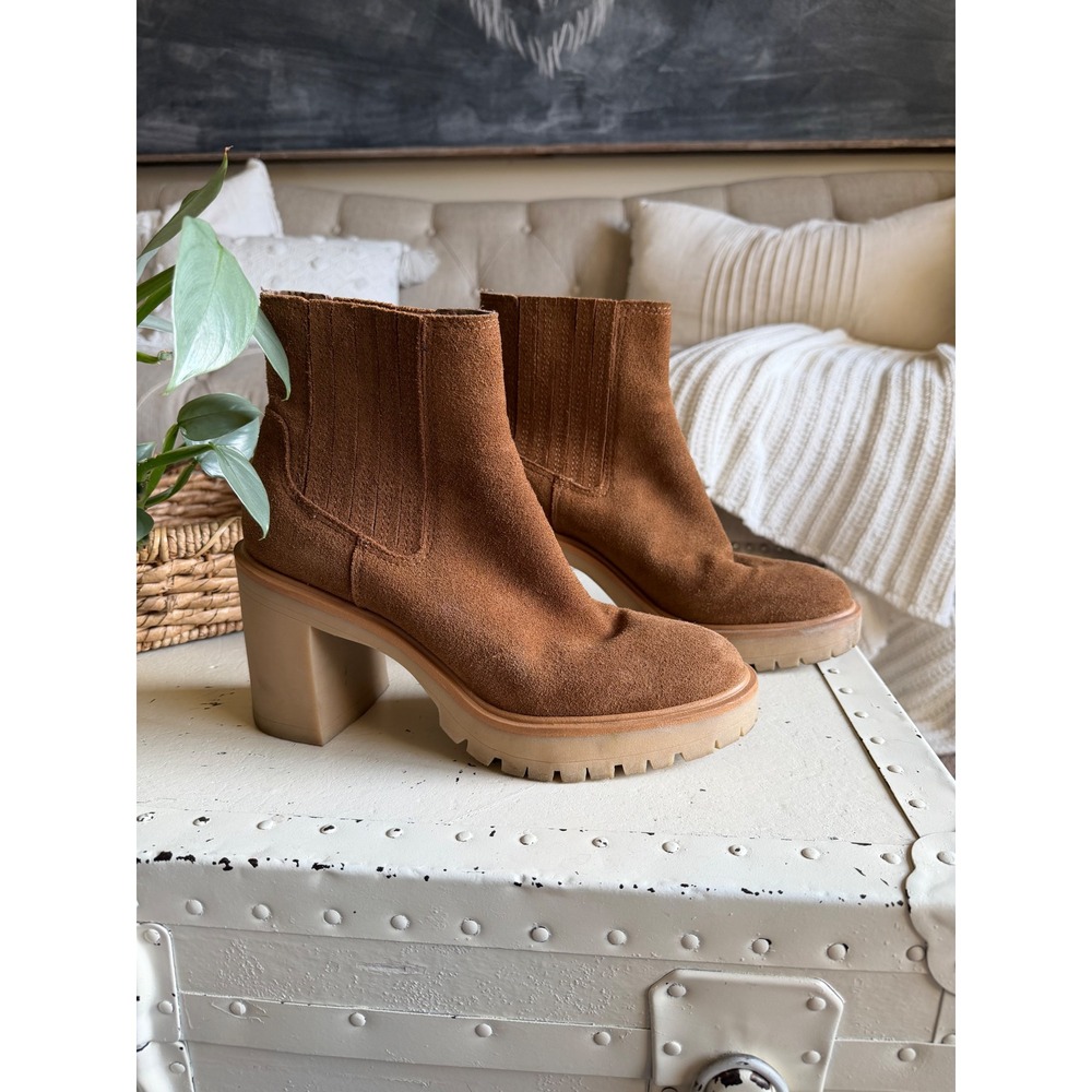 DOLCE VITA Caster H2O Cheslea‎ Ankle Boots Brown Suede Lug Sole Women's Size 10